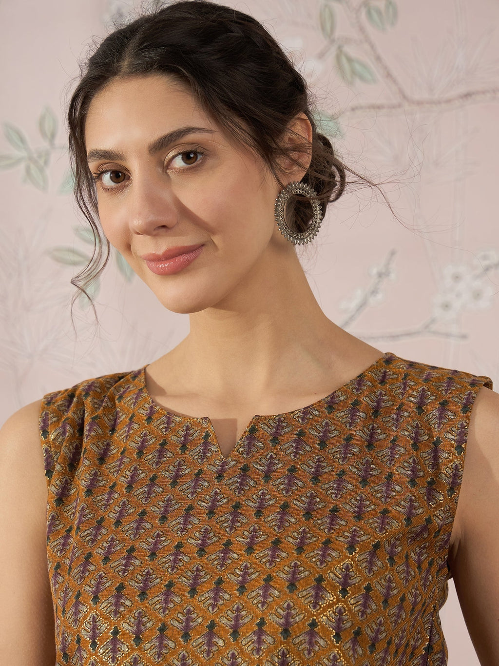 InWeave Mustard Foil Print W/S Top | Grocsy