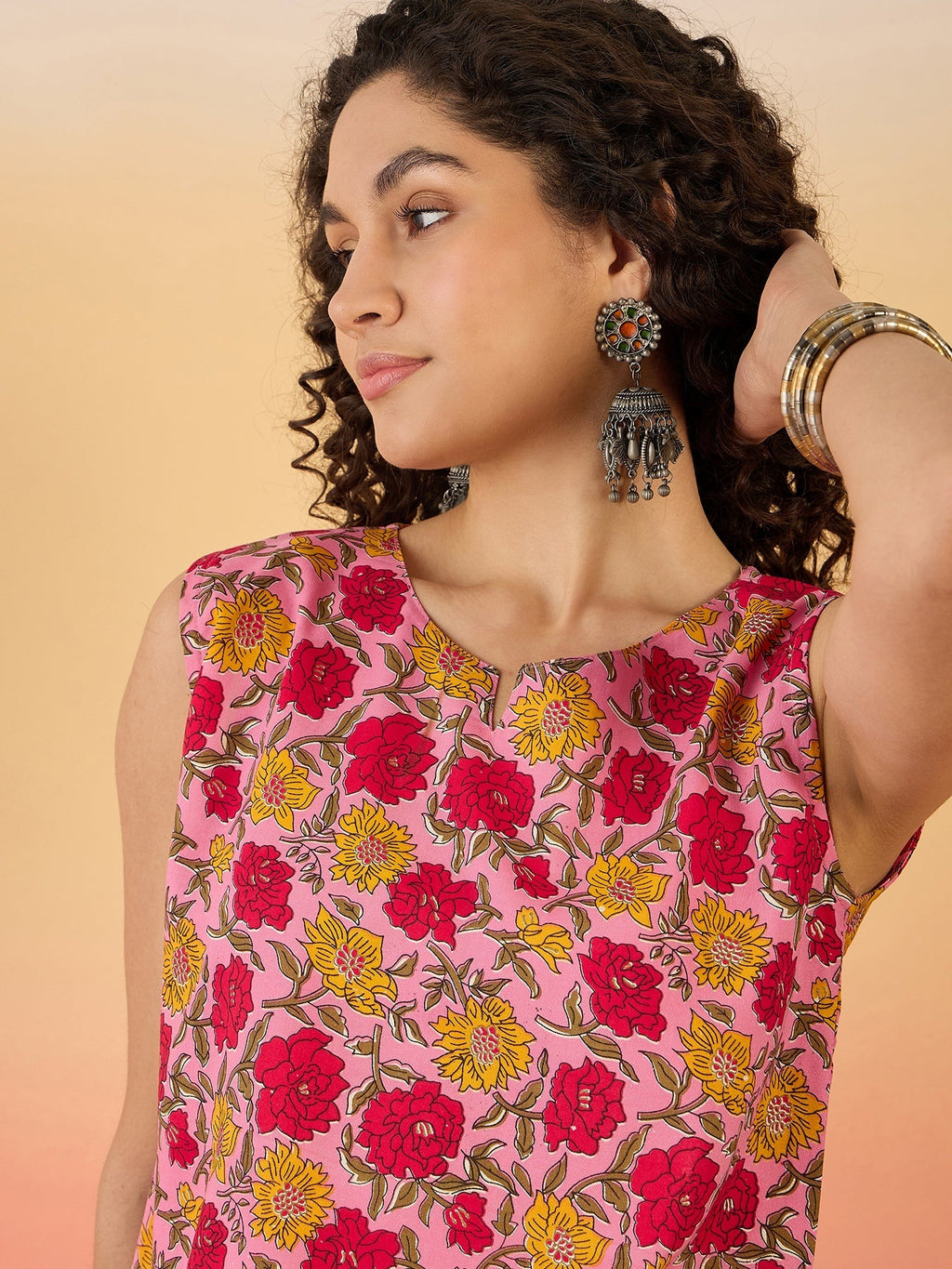 InWeave Pink Red Rose Jaal W/S Top | Grocsy