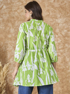 InWeave Apple Green White Mandarin Top | Grocsy