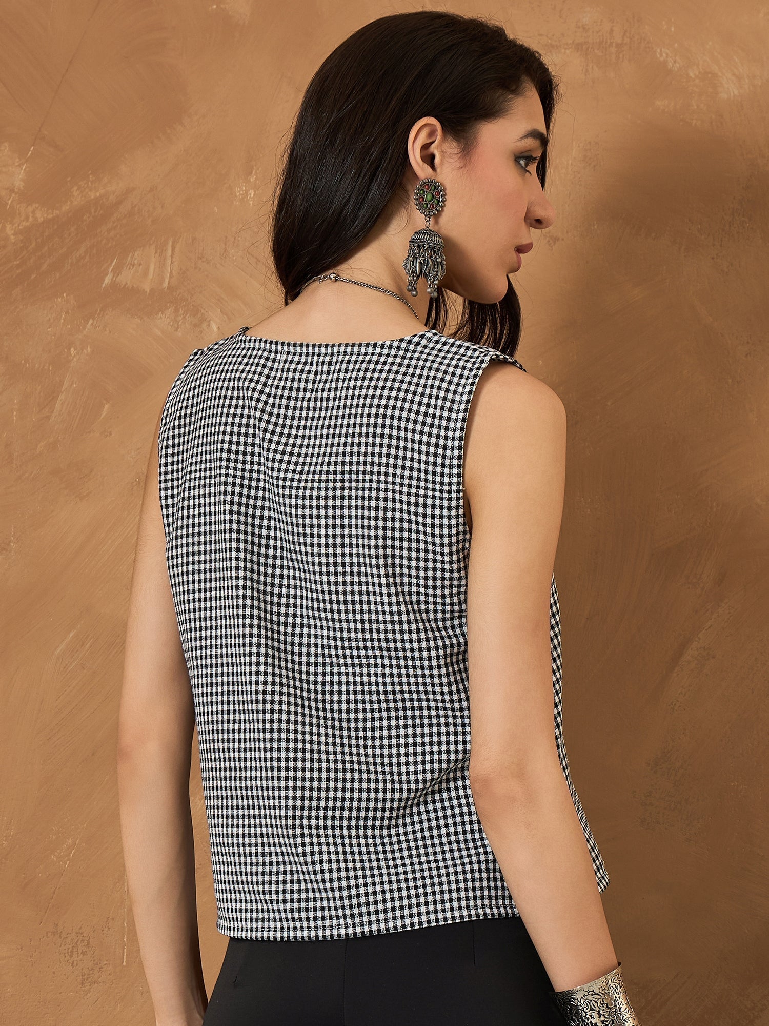 InWeave Black Small Check Sleeveless Top | Grocsy