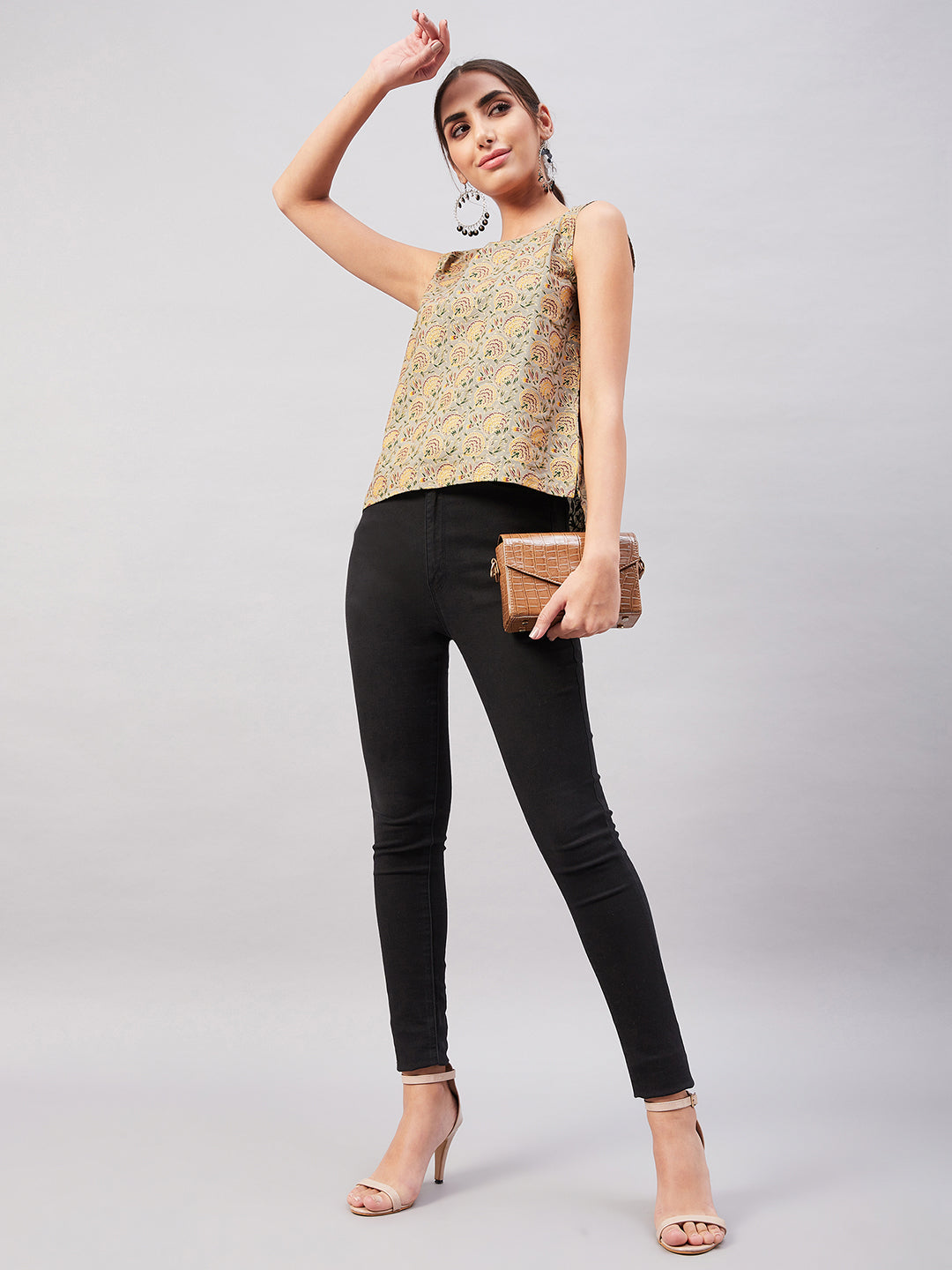 InWeave Grey Gold Floral W/U Top | Grocsy