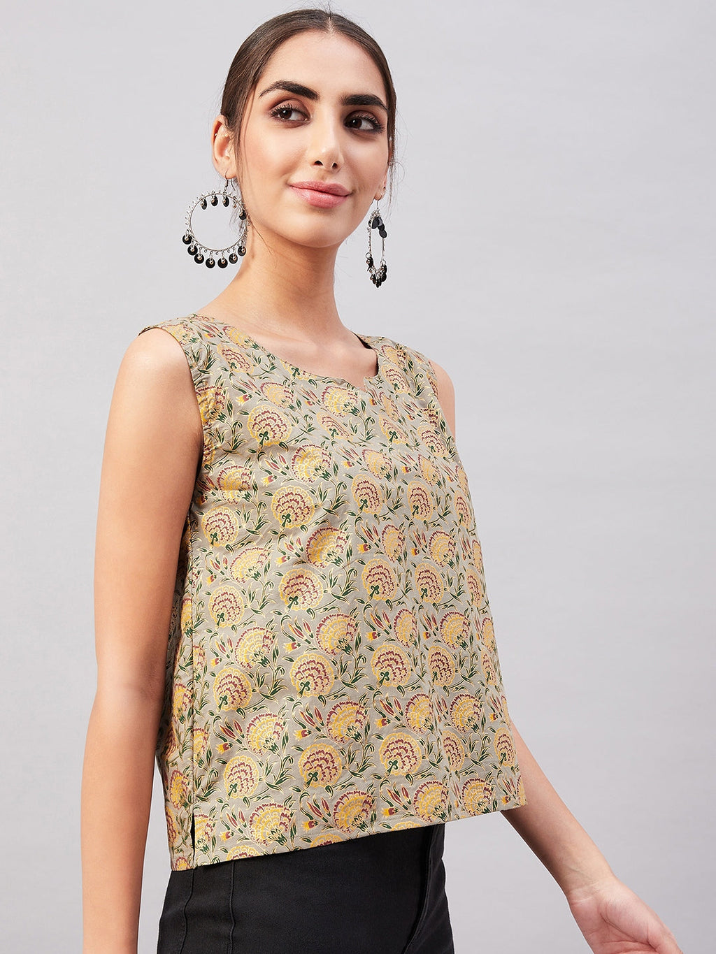 InWeave Grey Gold Floral W/U Top | Grocsy