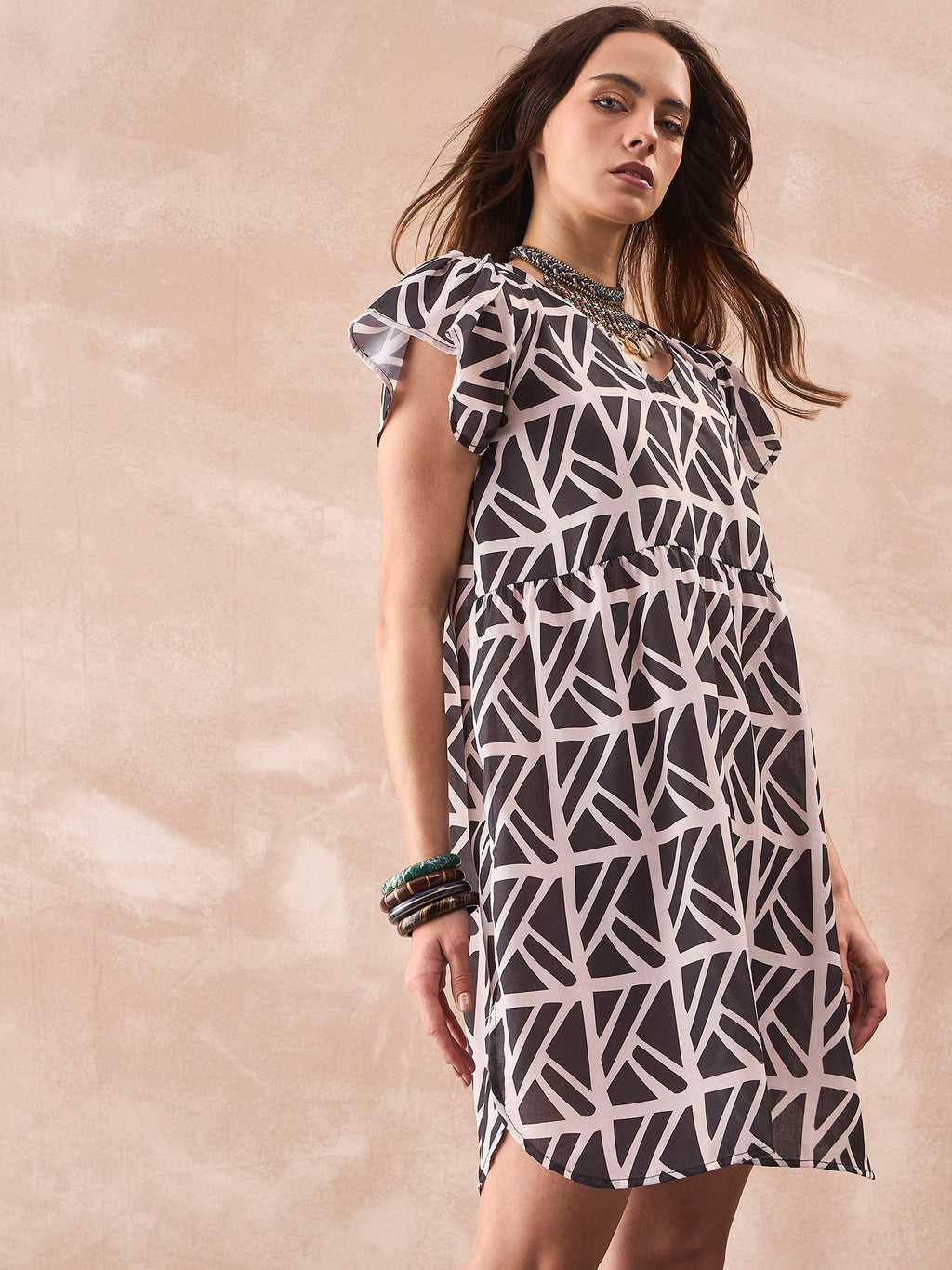 InWeave Black Ivory Short Dress | Grocsy