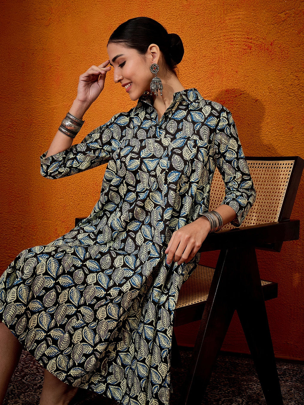 InWeave Black White Leaf Print Flared Dress | Grocsy