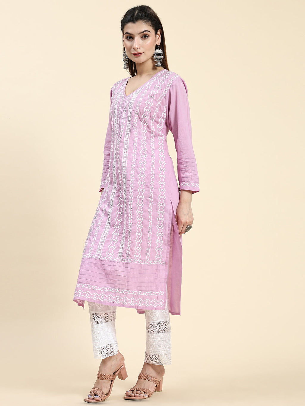 HOUSE OF KARI Cotton Floral Embroidered Chikankari Kurta | Grocsy