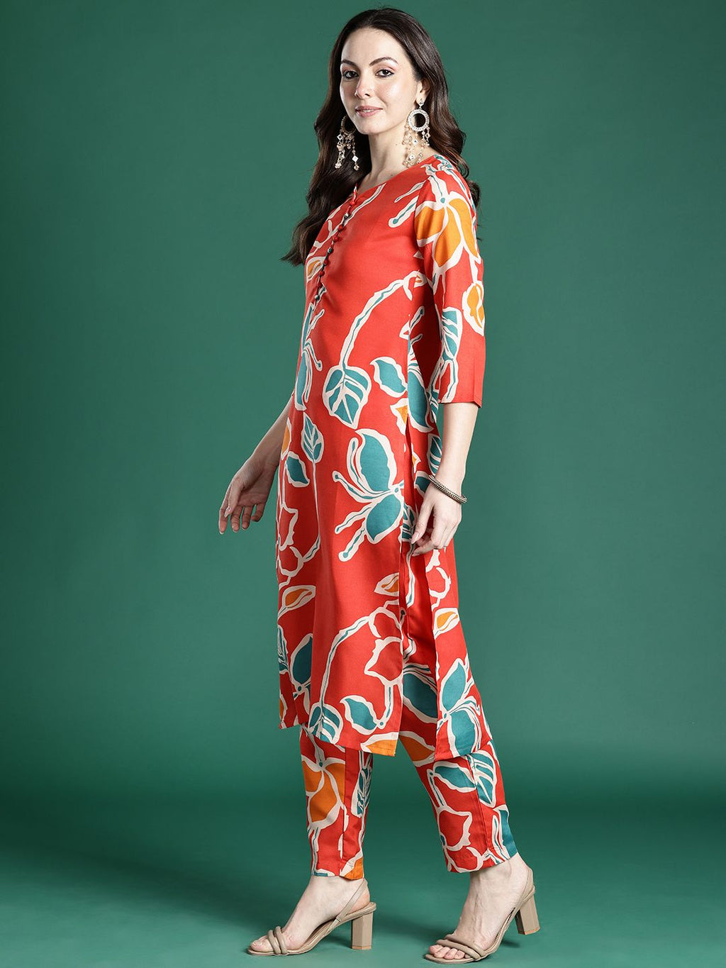 Indo Era Floral Printed Regular Pure Cotton Kurta with Trousers | Grocsy