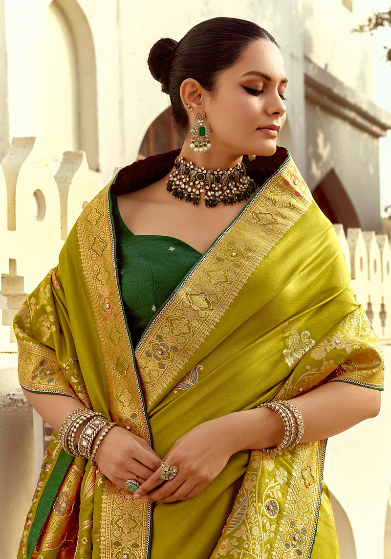 Monjolika Fashion Silk Blend Weaving Pear Traditional Saree | Grocsy