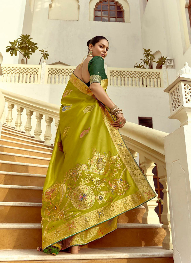 Monjolika Fashion Silk Blend Weaving Pear Traditional Saree | Grocsy