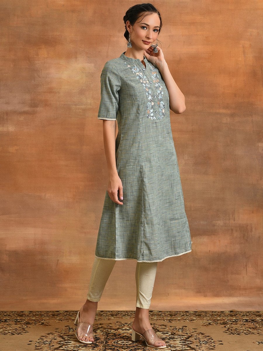 Aks Floral Embroidered Thread Work Cotton A-Line Kurta | Grocsy