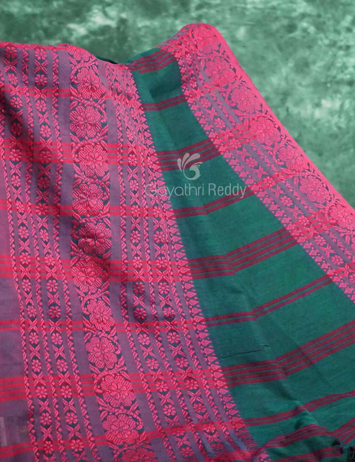 Bottle Green And Pink Colour Contrast Thread Border Khadi Cotton Saree By Gayathri Reddy Designer Studio | Grocsy