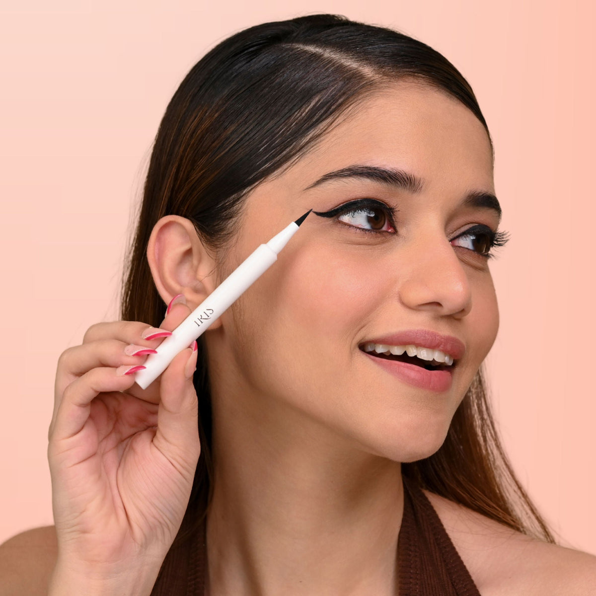IRIS COSMETICS All That Eye Need Smudge Proof Eyeliner | Grocsy