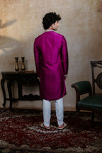 Falling Raw Silk Magenta Perple Rajyog Kurta Set By Hilo Design | Grocsy