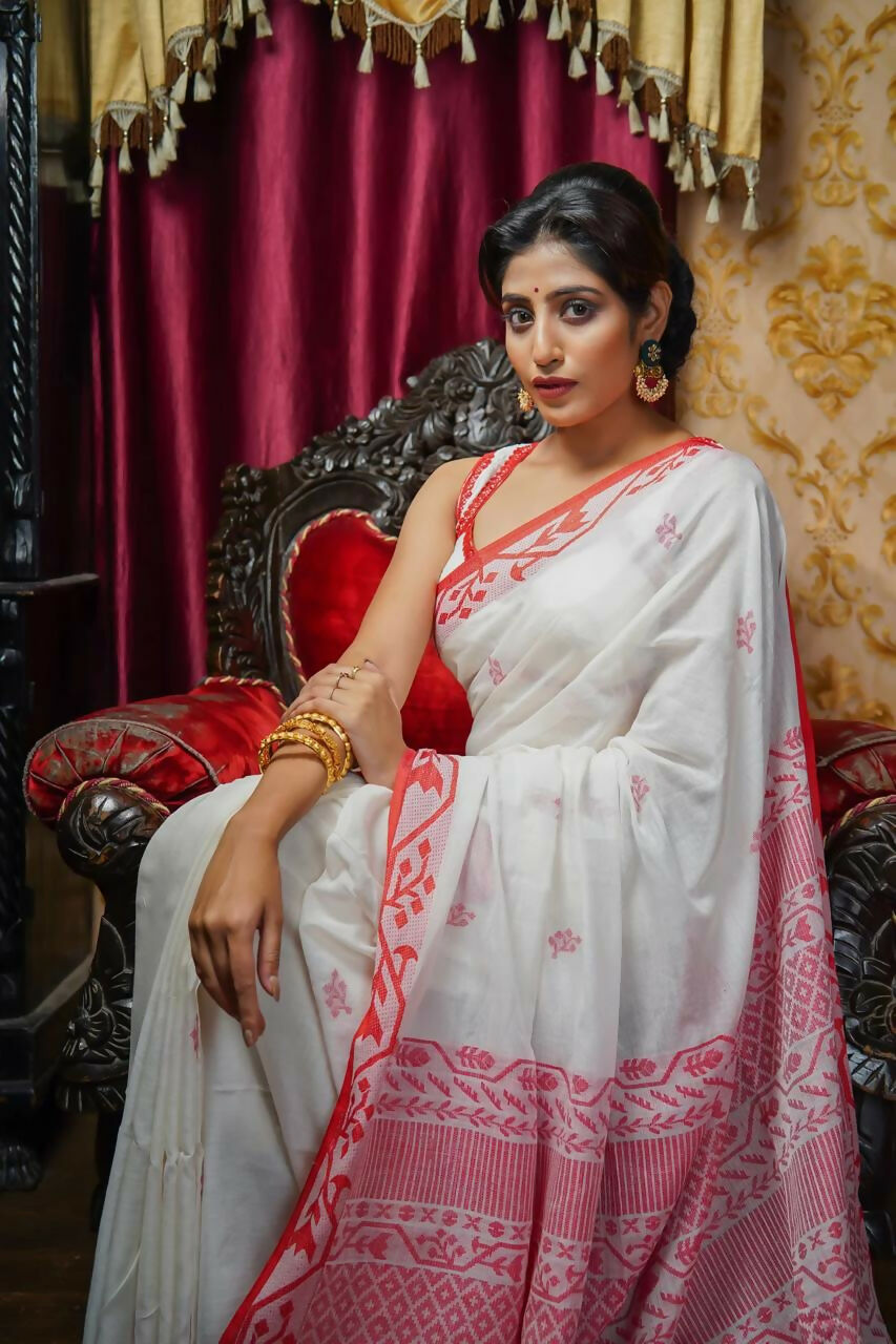 Exclusive Collection Beautiful Musrise White Pure Cotton Hand Weaving Handloom Saree With Running Blouse Piece | Grocsy