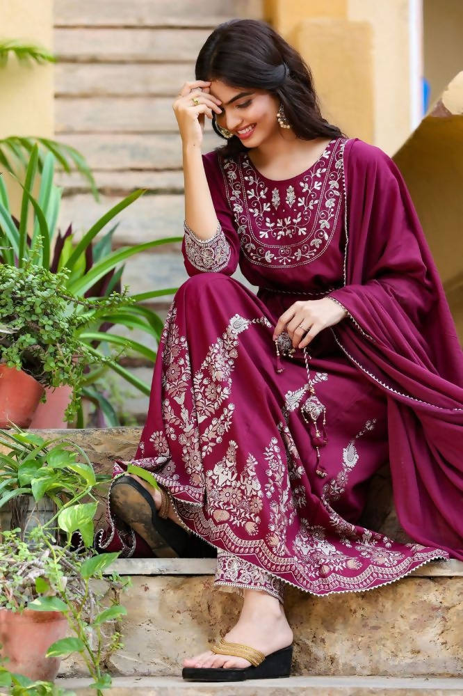 Yufta Women's Burgundy Anarkali Kurta Dupatta Set | Grocsy