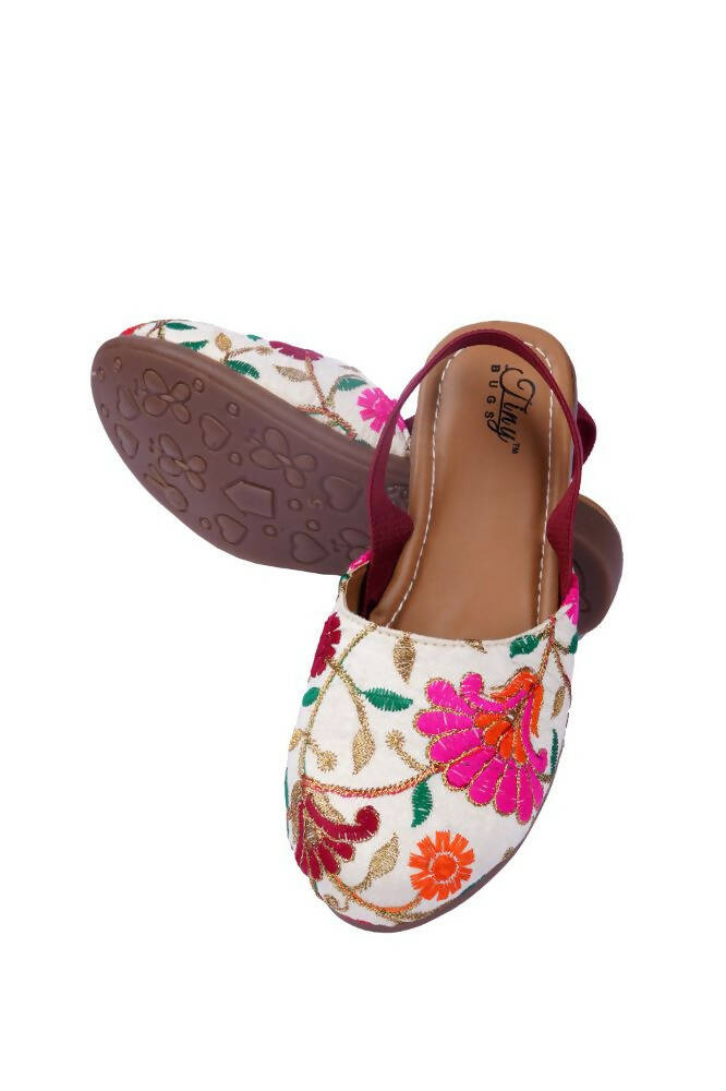 Tiny Bugs Girls Embroidered Strap Ethnic Jutis-Beige | Grocsy