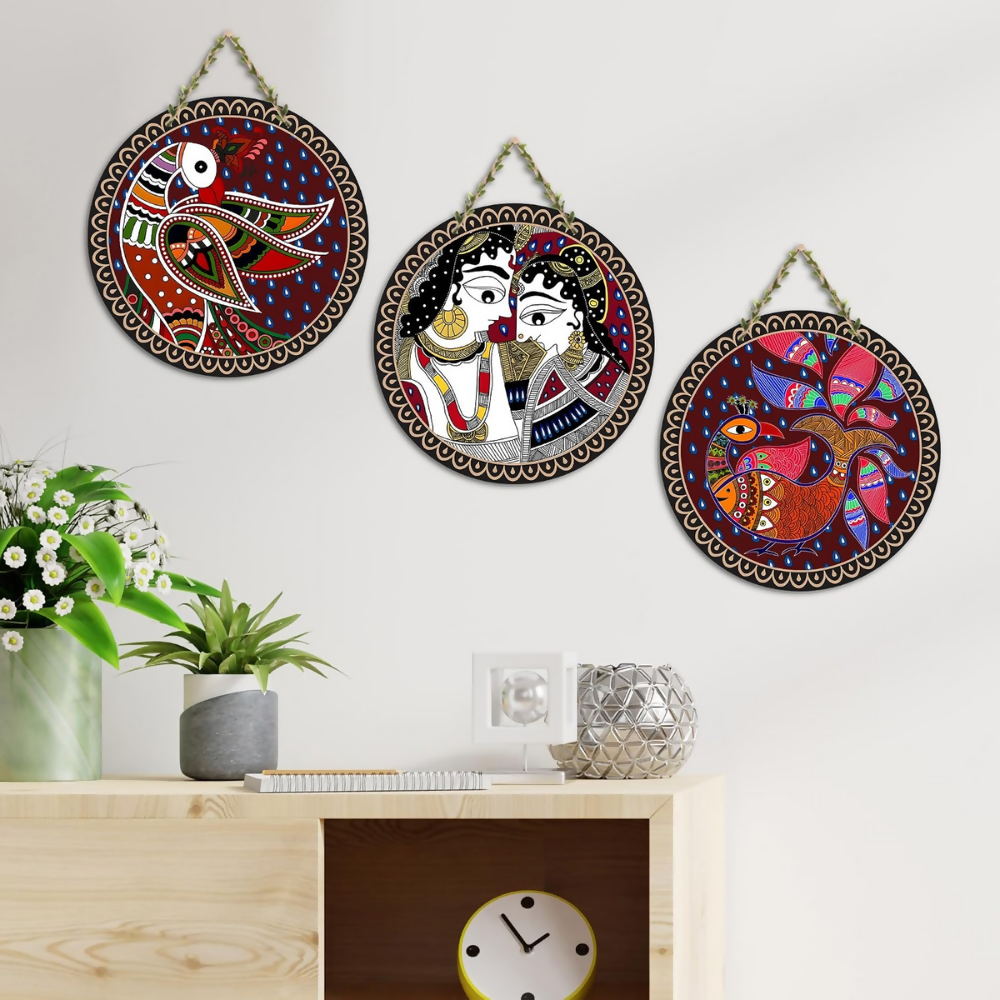 Artvibes Madhubani Folk Art Round Shape MDF Wooden Wall Decor Items | Grocsy