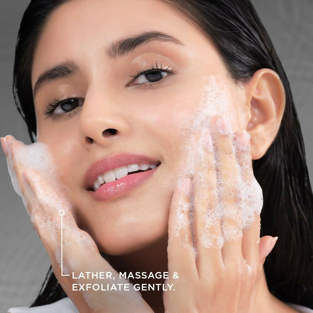 Ponds Bright Miracle Detox Facewash 10X Power of Activated Charcoal For Deep Cleaned Skin, Reveals Glow | Grocsy