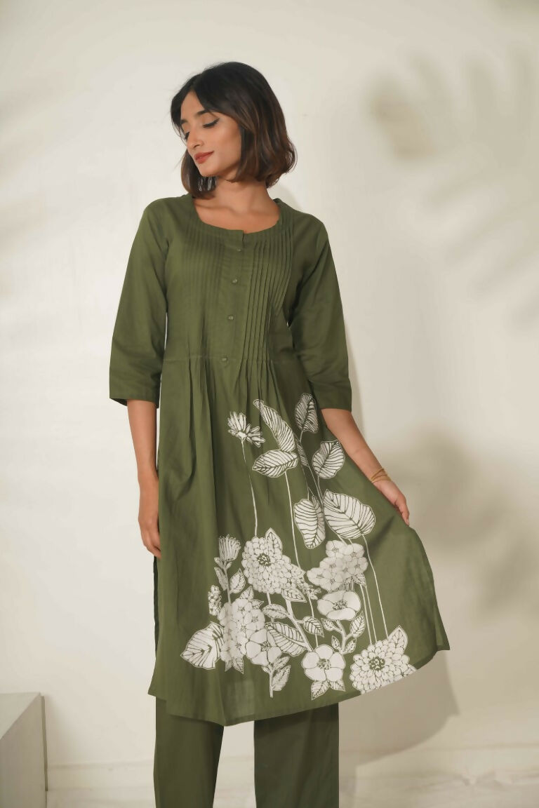 Miravan Women's Mehandi Pintucks Cotton Floral Straight Kurta and Palazzo | Grocsy