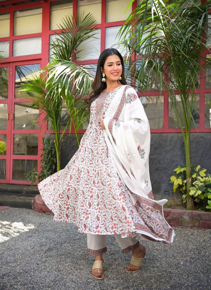 Yufta Women White Paisley Printed Regular Sequinned Pure Cotton Kurta with Palazzo & With Dupatta | Grocsy