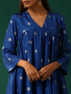 trueBrowns Royal Blue Geometric Floral Viscose Silk Front Gathered Co-ord Set | Grocsy