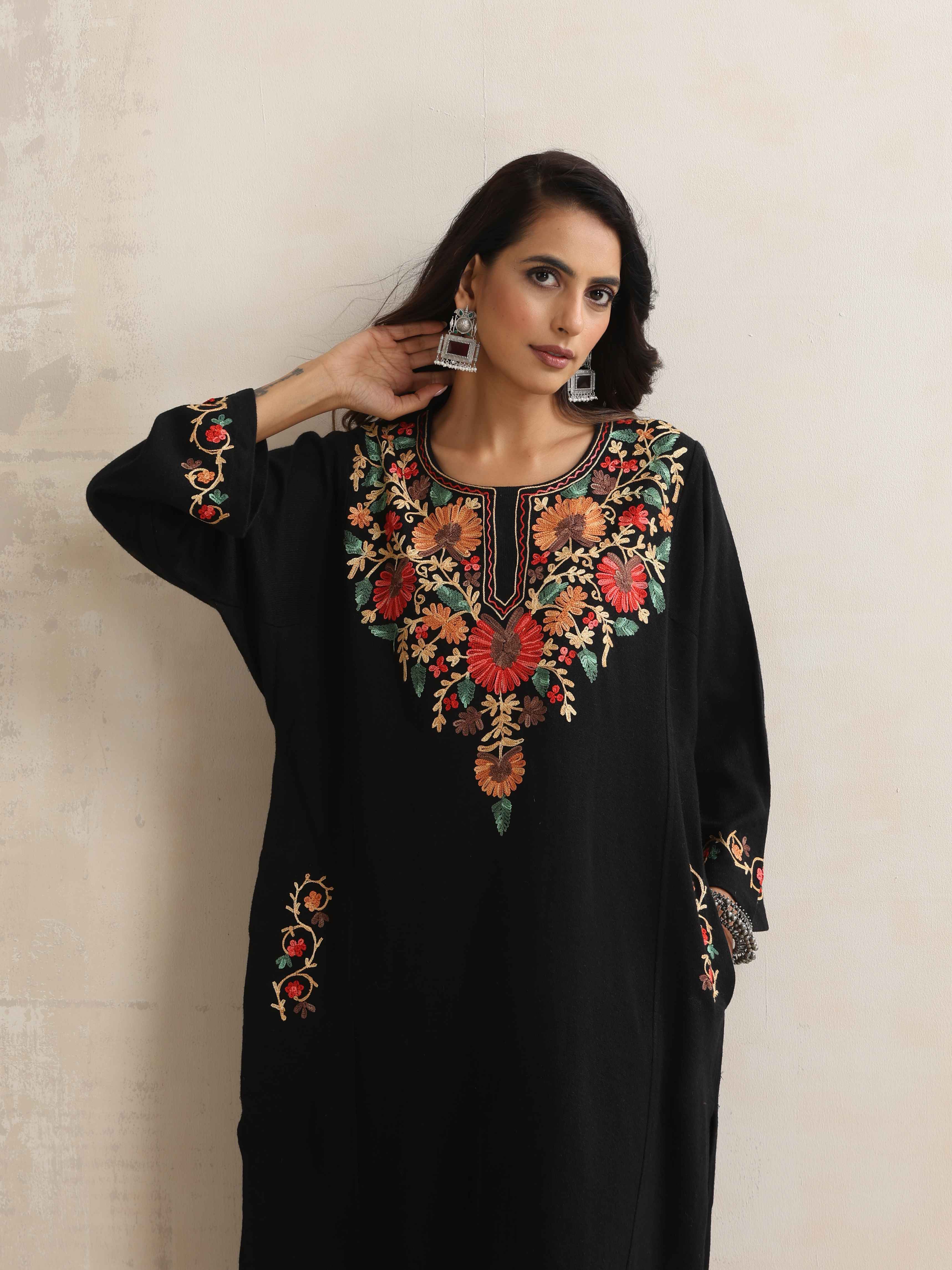 trueBrowns Black Kashmiri Floral Embroidered Woollen Phiran Kurta | Grocsy