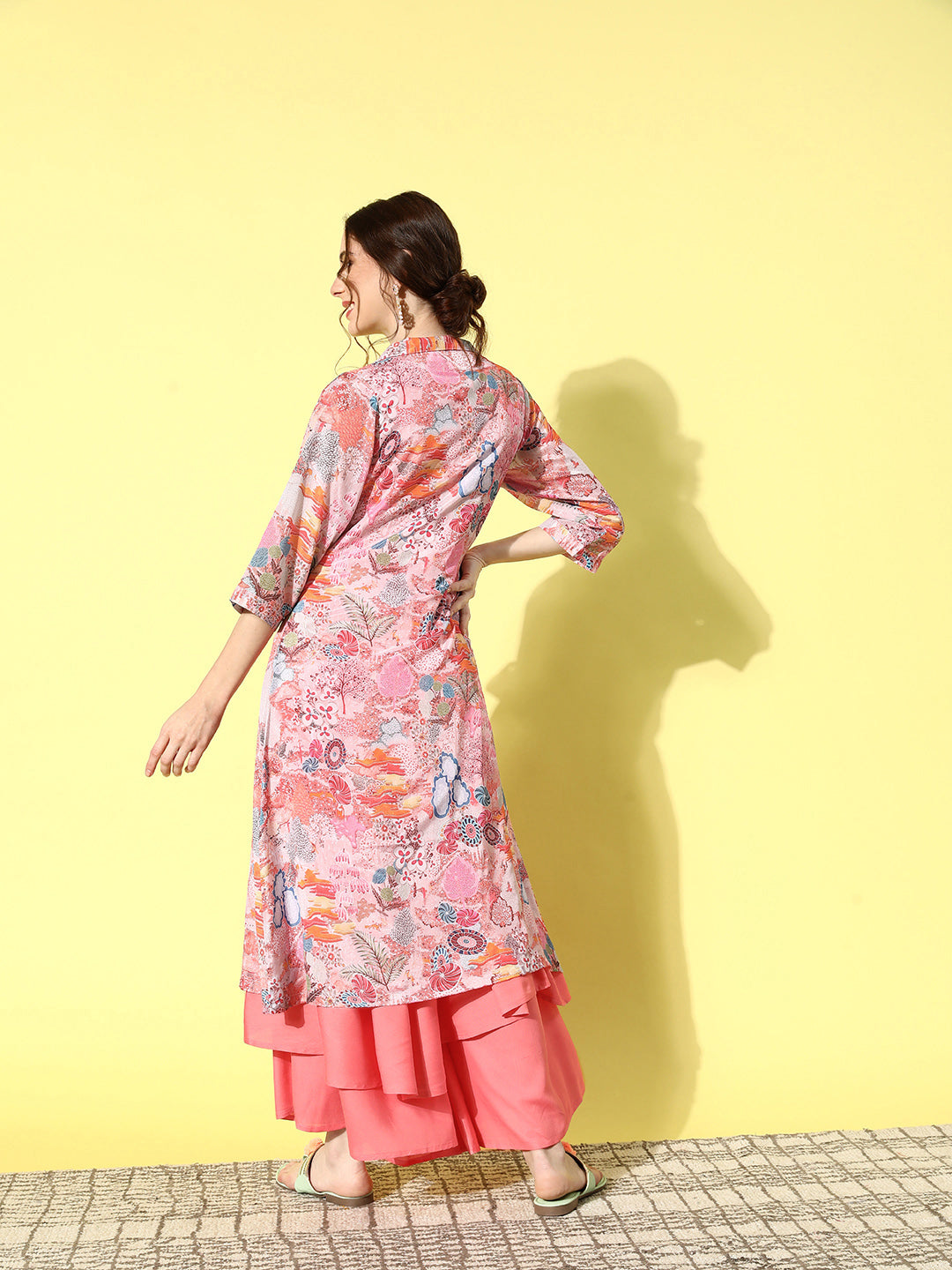 InWeave Women's Camelia Fusion Layer With Peach Sleeveless Kurta Set | Grocsy