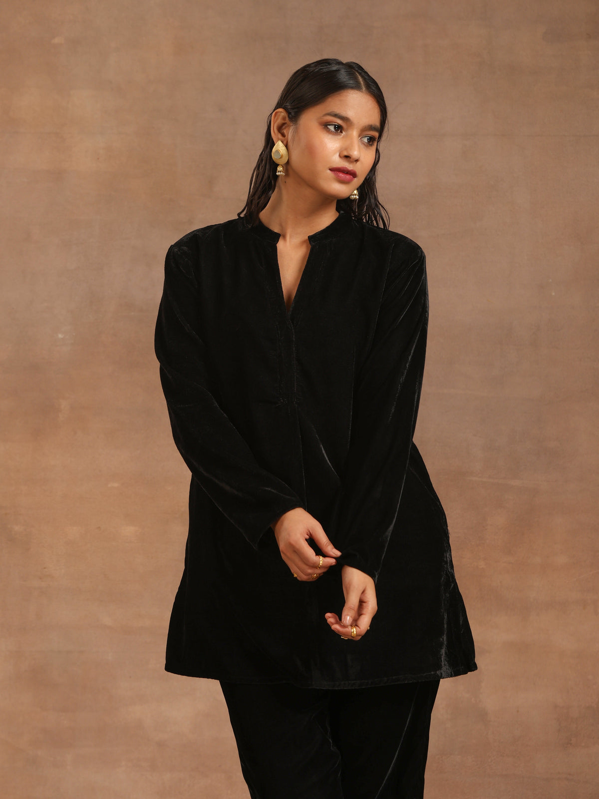 trueBrowns Black Velvet Solid Co-ord Set | Grocsy
