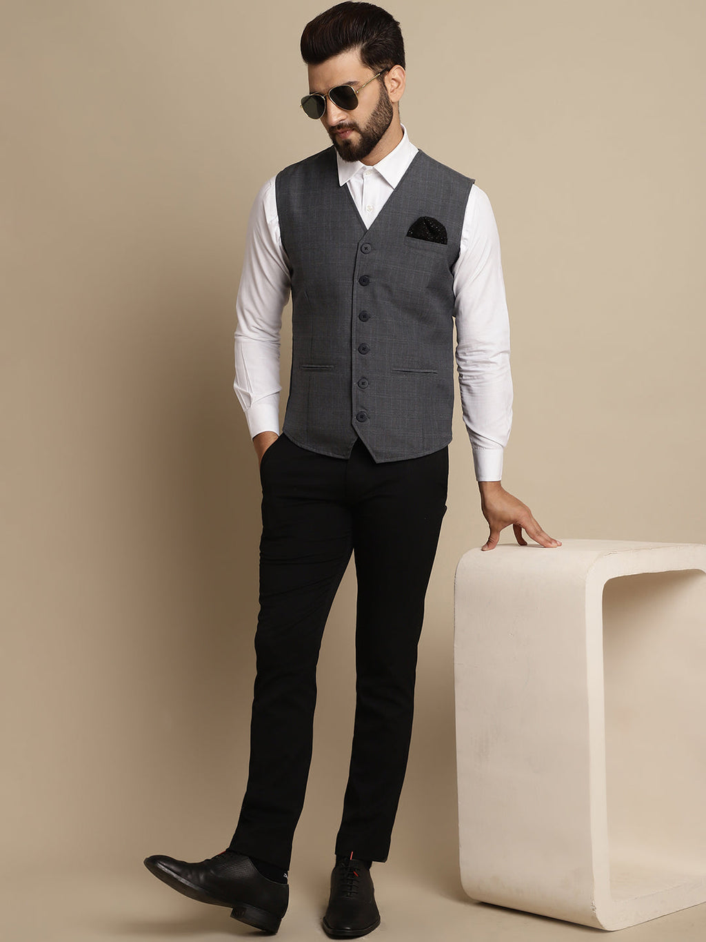 Even Apparels Men's Grey Waistcoat with welt pockets | Grocsy
