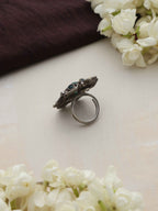 trueBrowns Silver Gold Tone Petal Ring | Grocsy