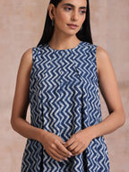 trueBrowns Indigo Dabu Zig-Zag Lines Print Cotton Sleeveless Kurta Pant Set | Grocsy