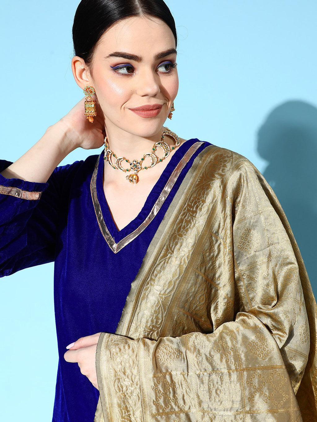 InWeave Women's Blue Velvet Kurta Set With Beige Brocade Dupatta | Grocsy