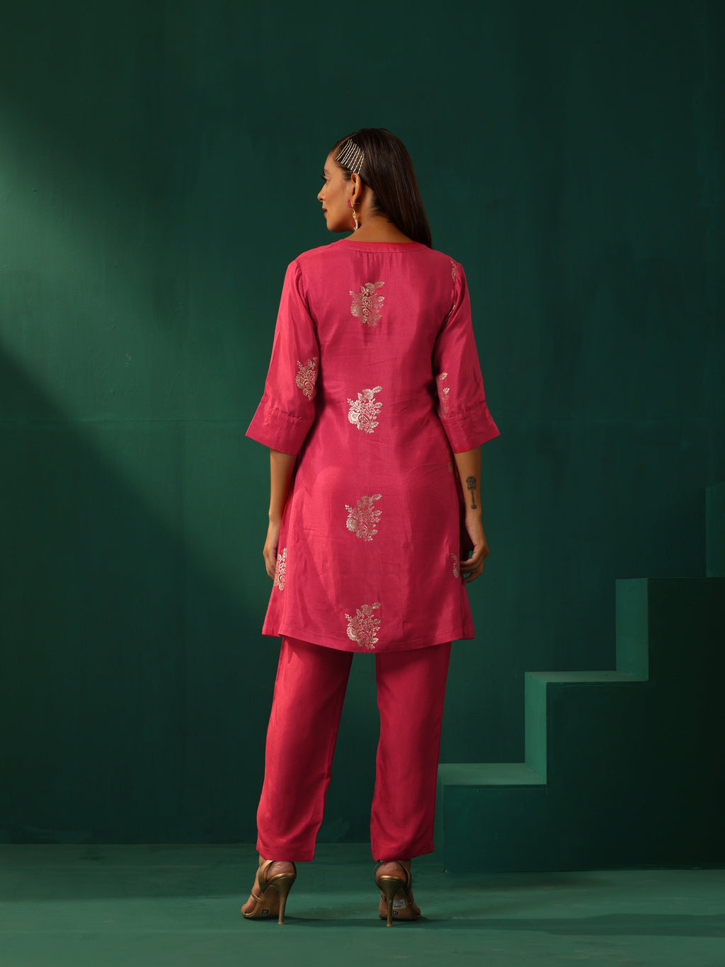 trueBrowns Pink Floral Viscose Silk Round Neck Co-ord Set | Grocsy