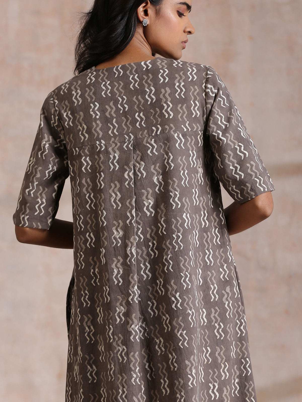 trueBrowns Clay Dabu Zig-Zag Motifs Print Cotton Kurta Pant Set | Grocsy