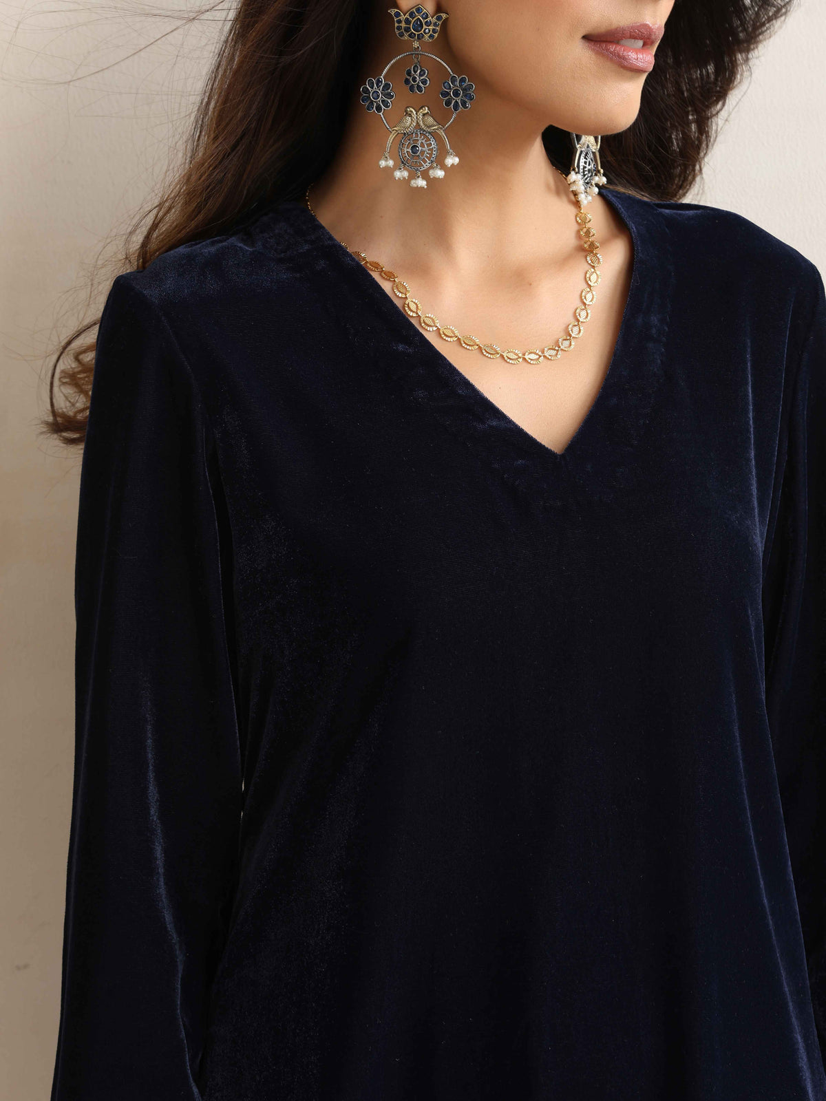 trueBrowns Blue Velvet Kurta Co-ord Set | Grocsy