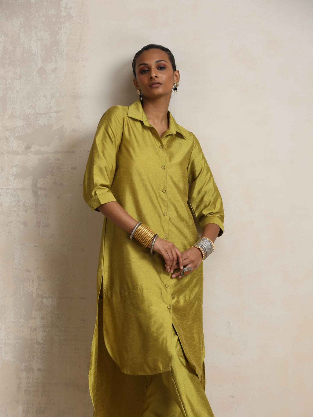 trueBrowns Green Shirt Kurta Set | Grocsy