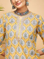 InWeave Women's Sunset Boota Print Gota Straight Kurta Pant Set | Grocsy