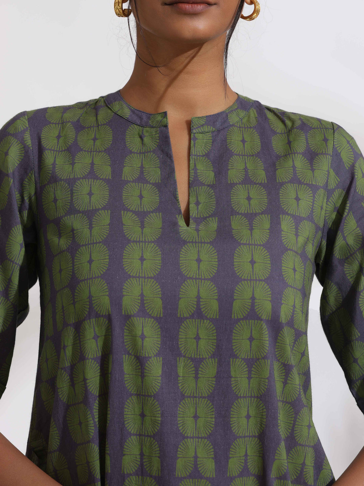 trueBrowns Grey Cotton Print Highlow Kurta Set | Grocsy