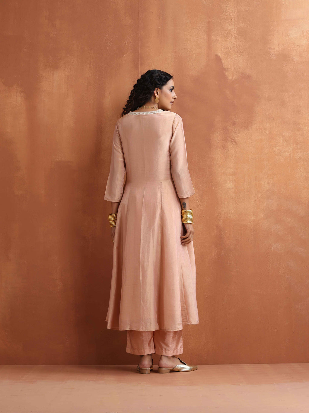 trueBrowns Blush Pink Tissue Flared Anarkali Kurta Set | Grocsy