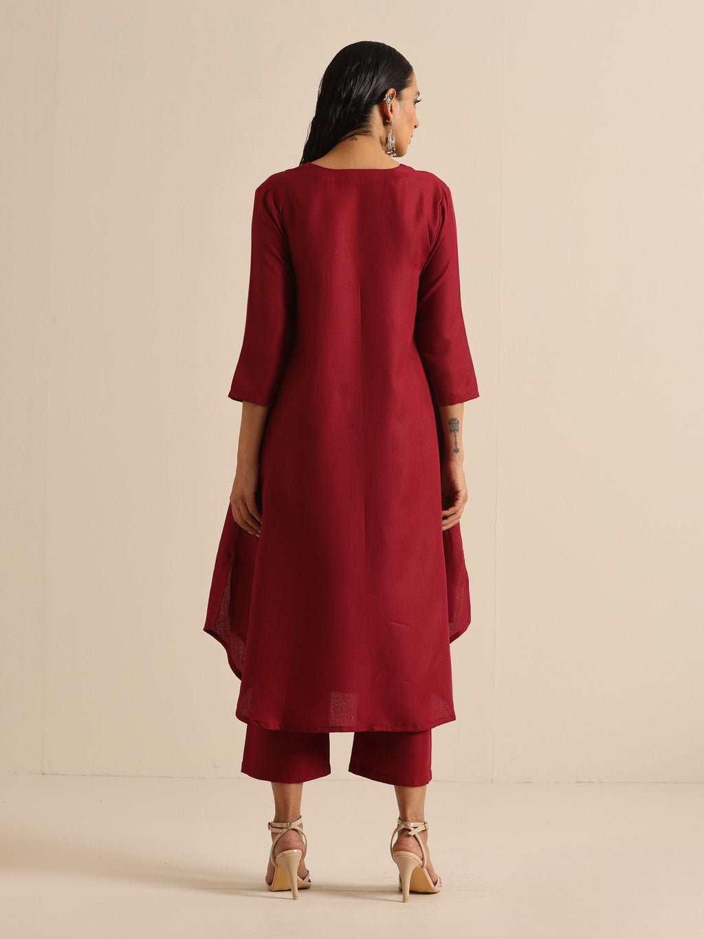 trueBrowns Maroon Slub Gathered Kurta Pant Set | Grocsy