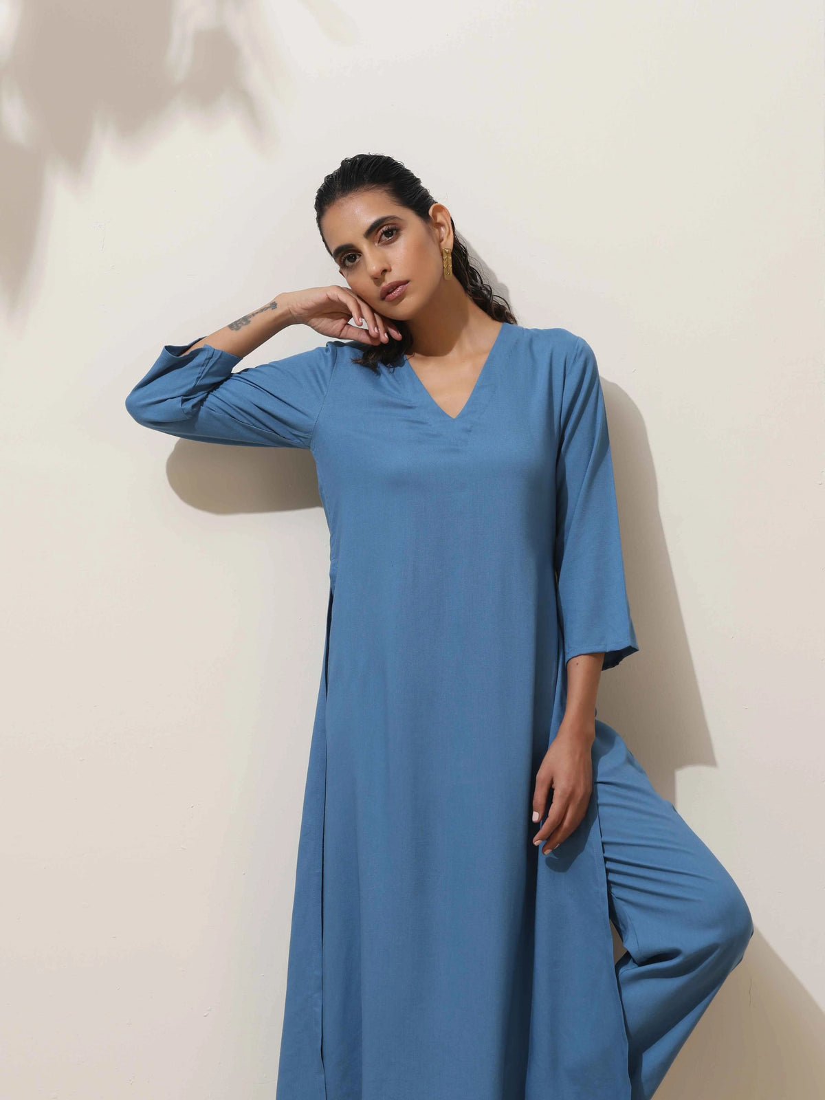 trueBrowns Blue Viscose Kurta Pant Set | Grocsy