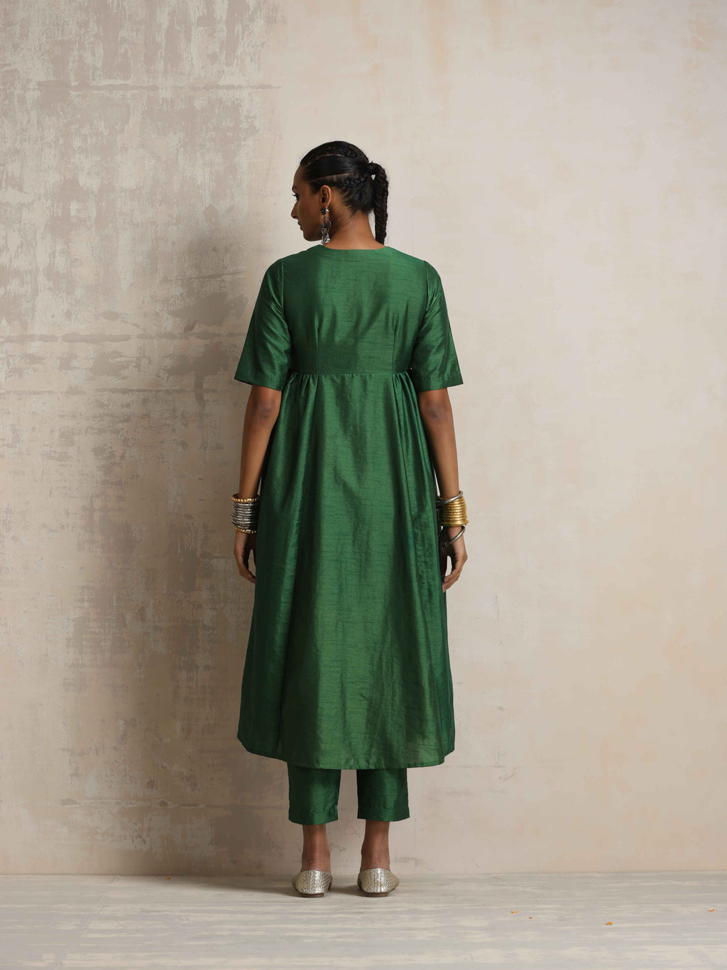 trueBrowns Dark Green Silk Arkali Flared Kurta Set | Grocsy