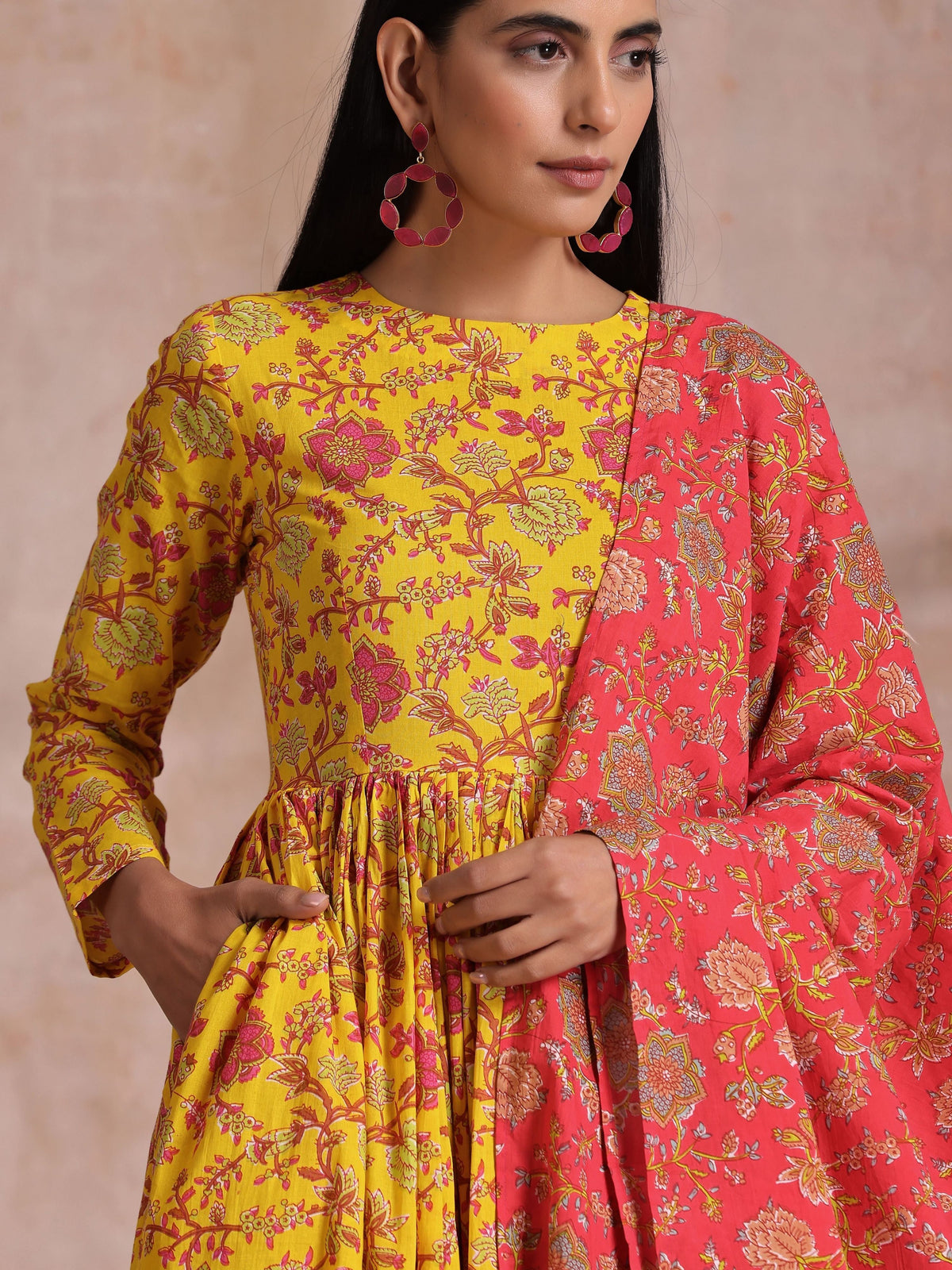 trueBrowns Sunshine Yellow Overall Floral Block Print Cotton Kurta Pant Dupatta Set | Grocsy