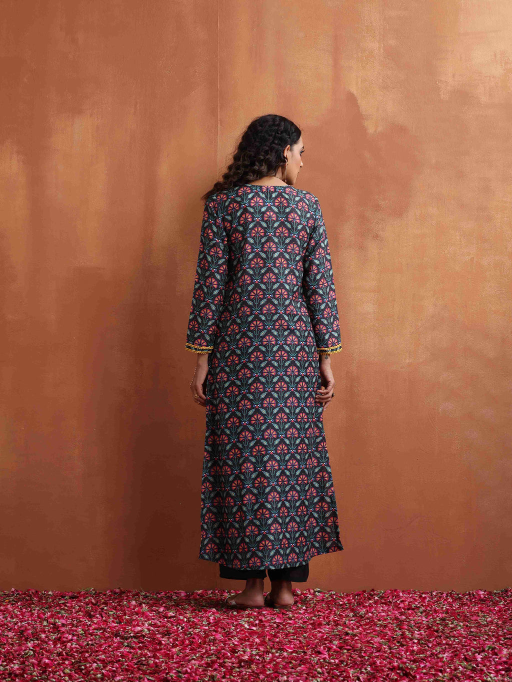 trueBrowns Black Floral Print A-line Kurta Set | Grocsy