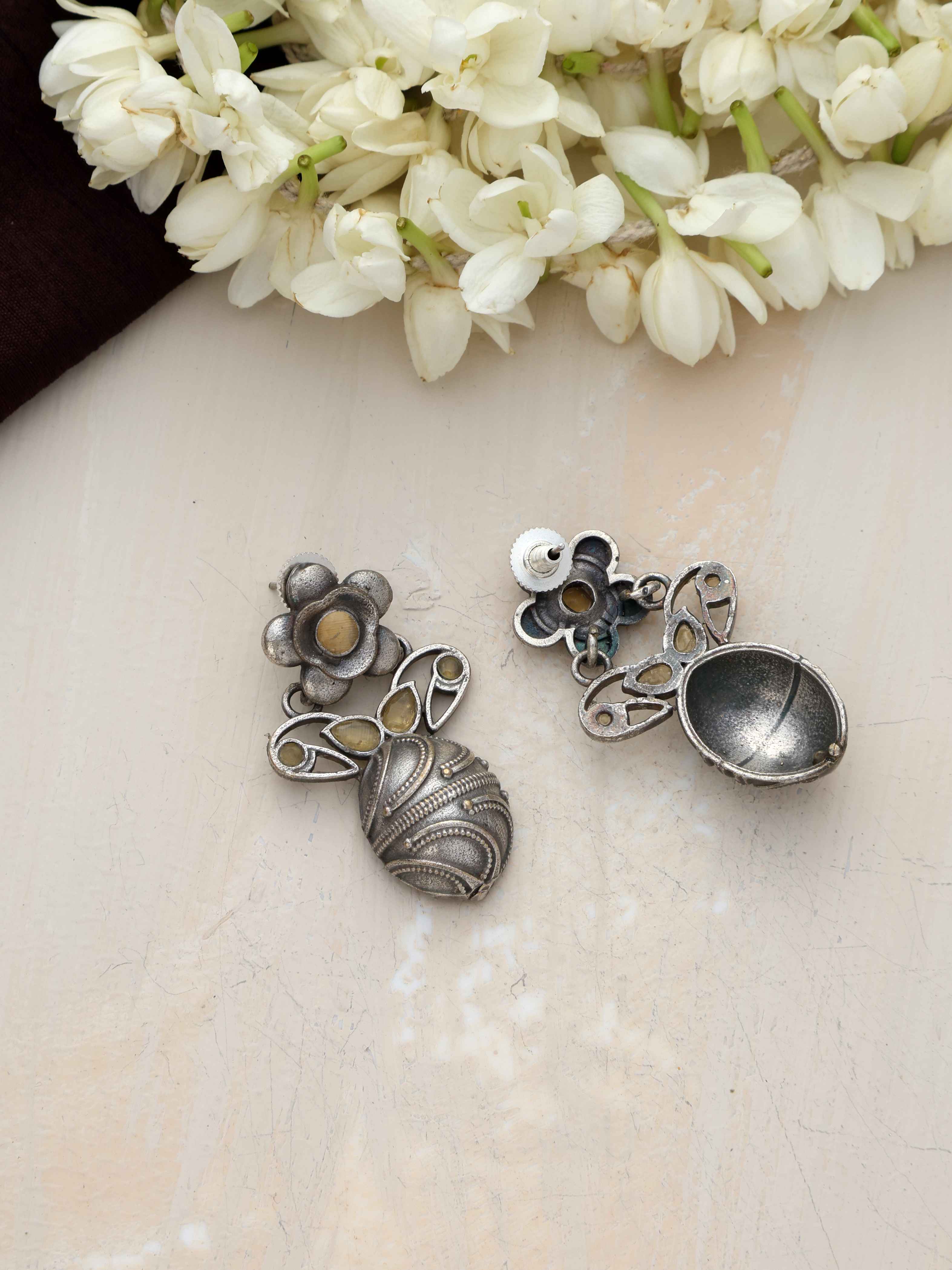 trueBrowns Silver Tone Oval Drop Earrings | Grocsy