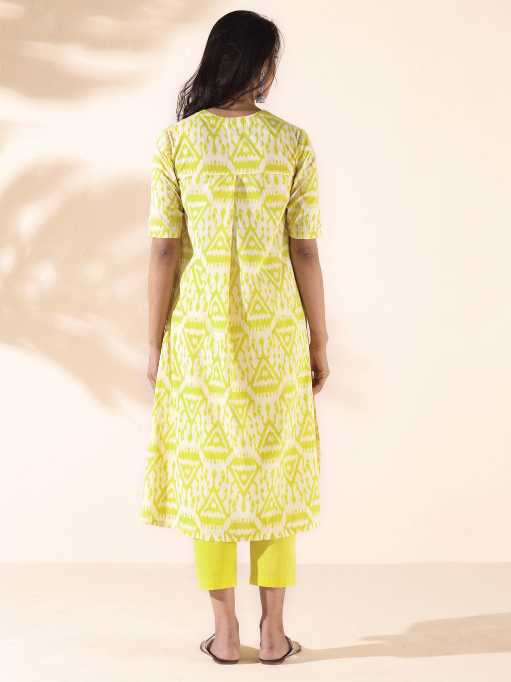 trueBrowns Lime Cotton Ikat Kurta Pant Set | Grocsy