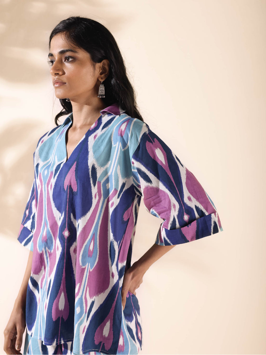 trueBrowns Blue Cotton Ikat V-neck Co-ord Set | Grocsy