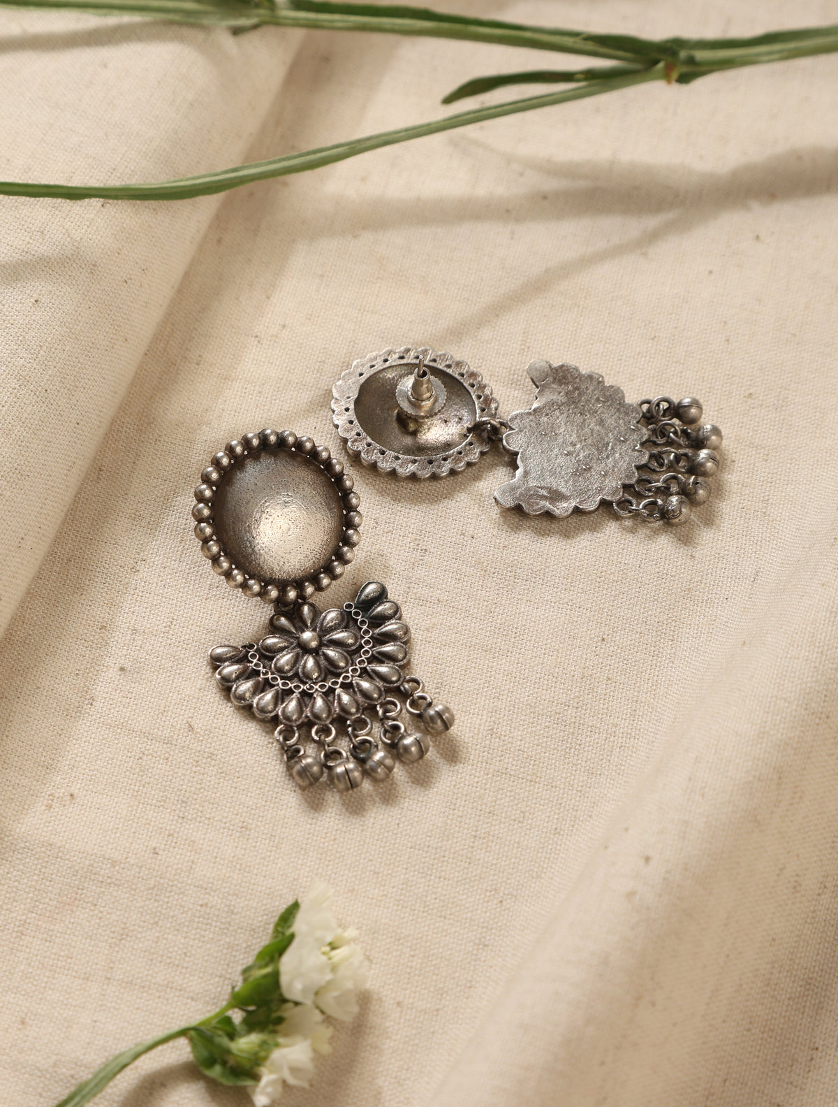 trueBrowns Silver Crescent Floral Earrings | Grocsy