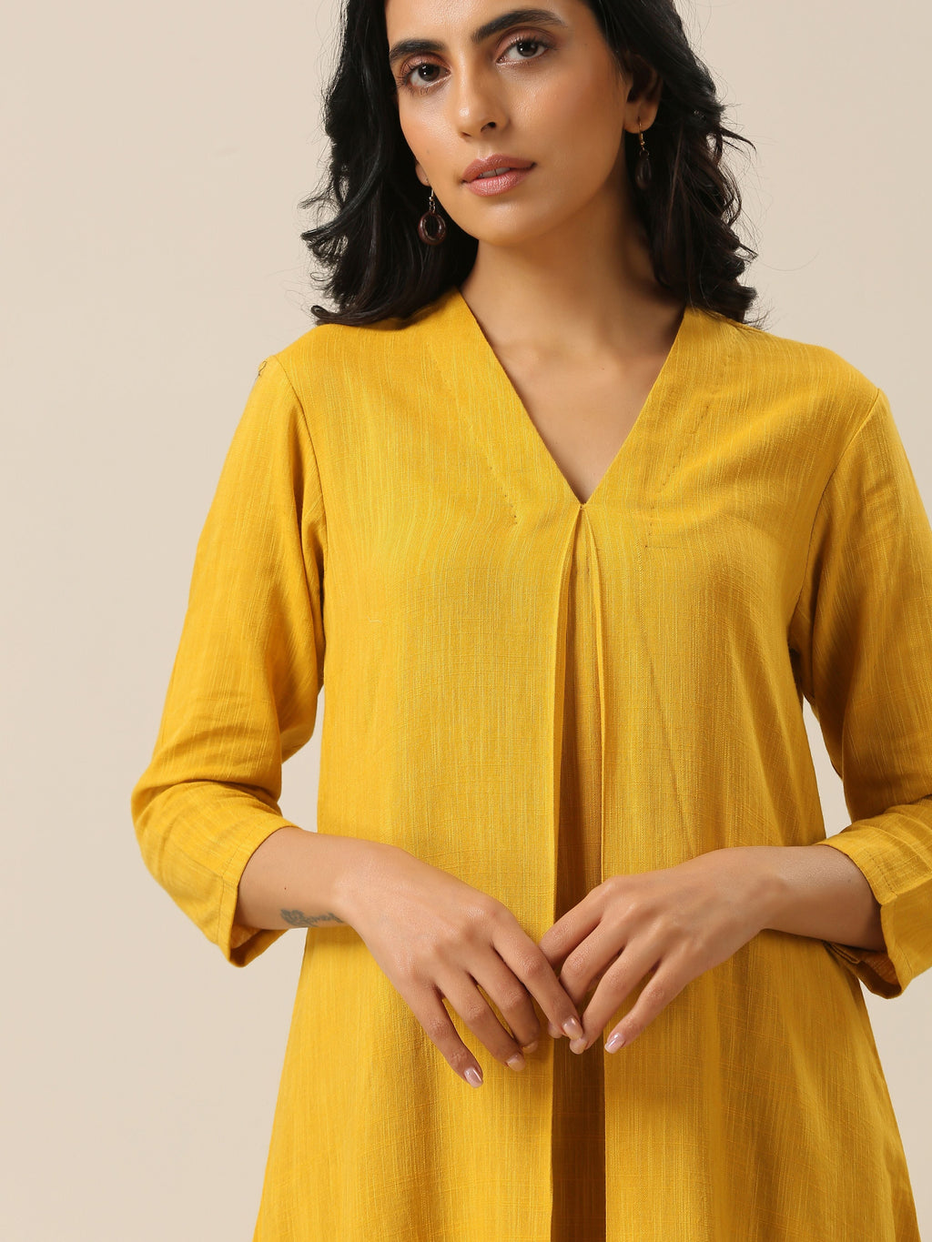 trueBrowns Mustard Yellow Slub Texture Neck Pleat Kurta Pant Set | Grocsy