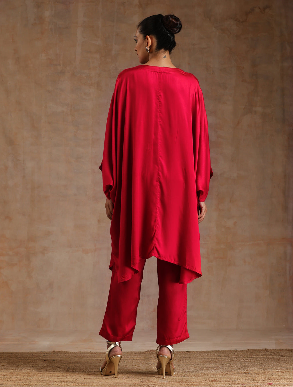 trueBrowns Red Modal Satin Oversized Round Co-Ord Set | Grocsy