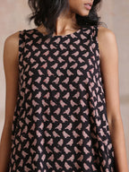trueBrowns Black Bird Bagru Print Cotton Sleeveless Kurta Pant Set | Grocsy